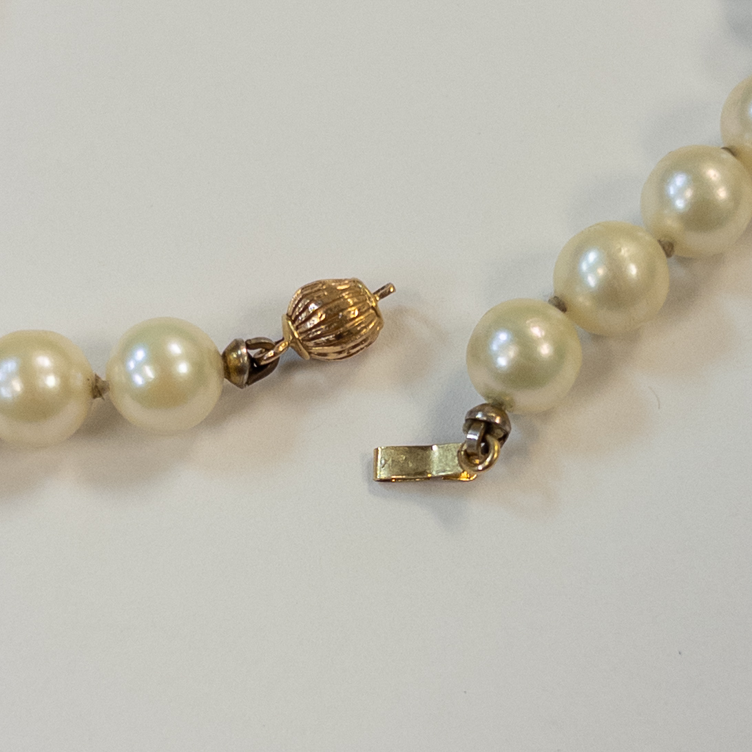 Pearl and 14K Gold Strand Bracelet