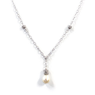 14K White Gold and Diamond Pavé Necklace with Pearl Pendant