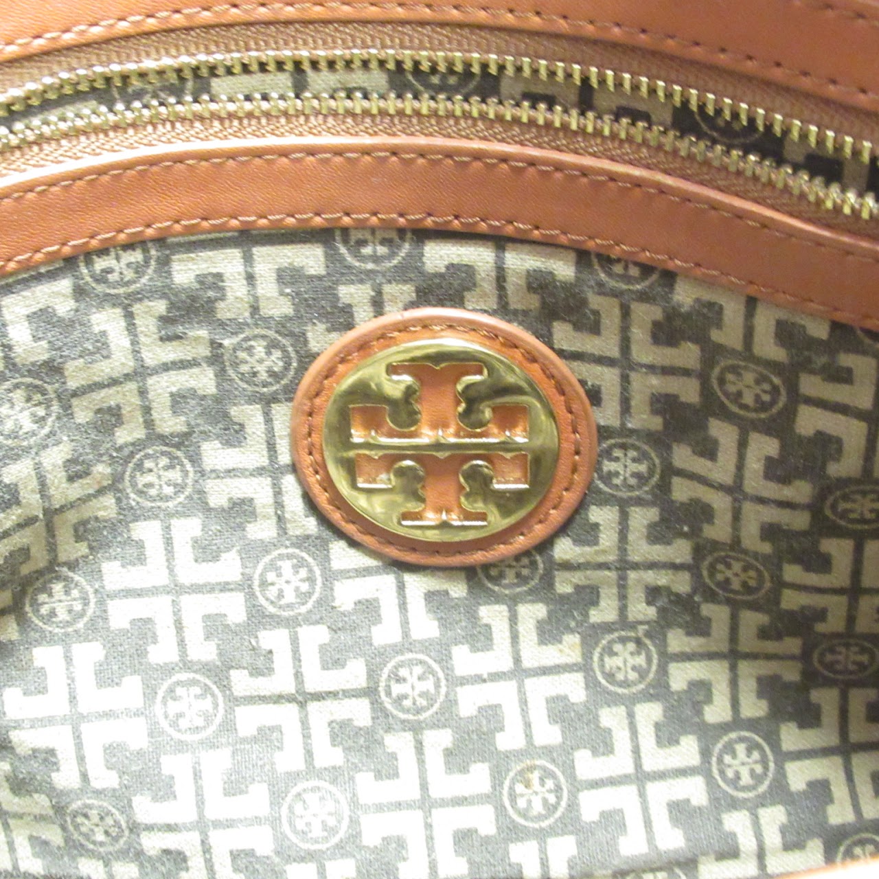 Tory Burch Chain Strap Hobo