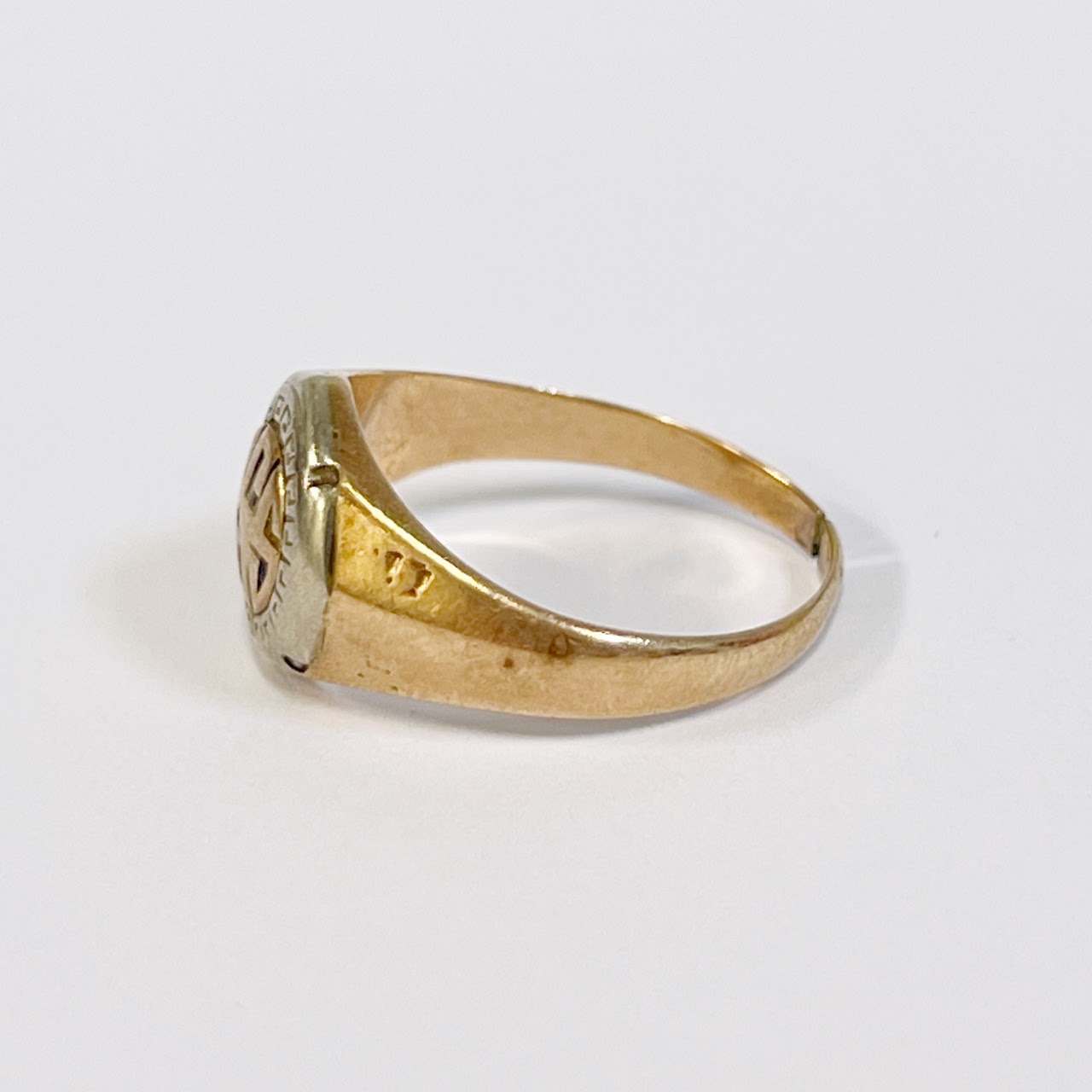 10K Gold 'HSS' High School Class Ring