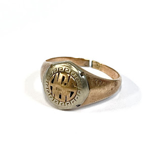 10K Gold 'HSS' High School Class Ring