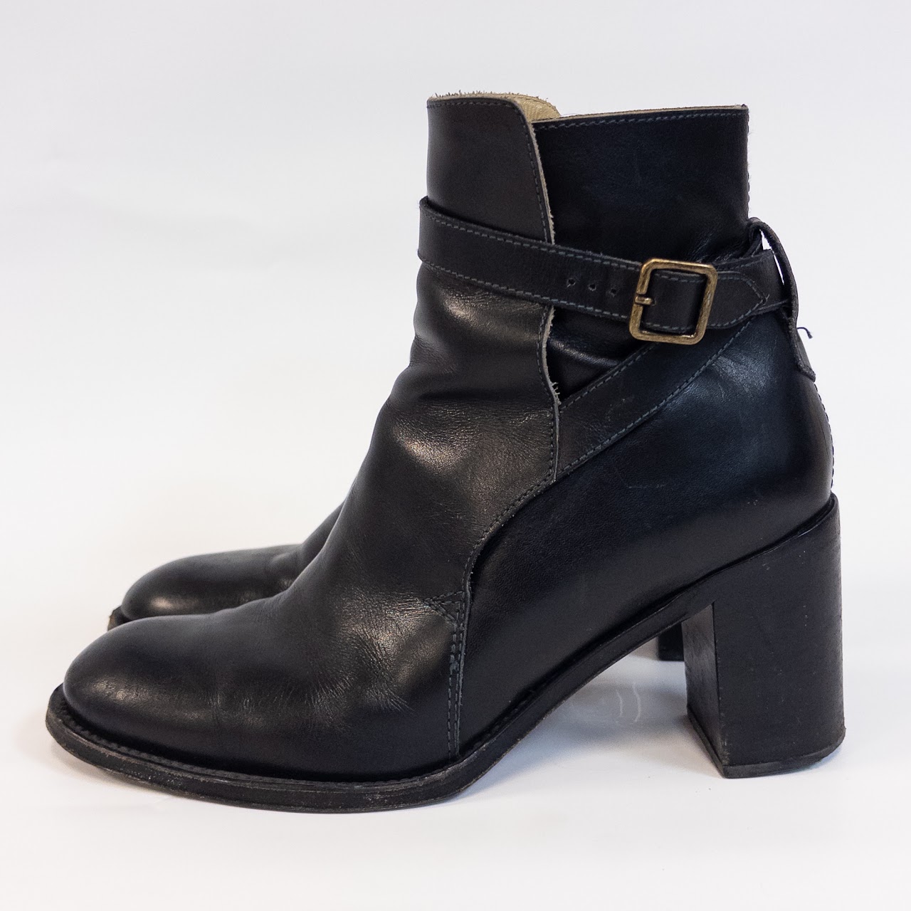 Chloé Leather Biker Style Ankle Boots