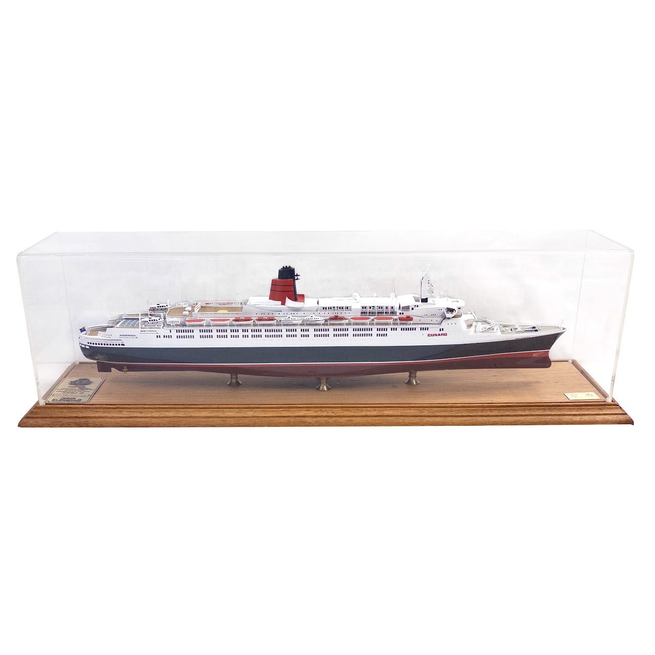 Maritime Replicas 1:500 Model of the Q.E. 2 Ocean Liner