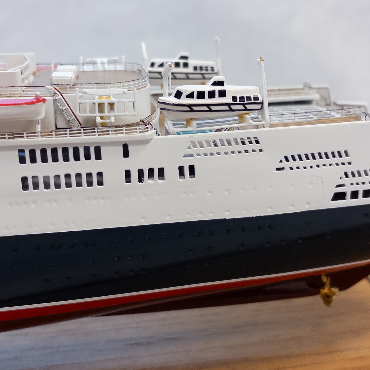 Maritime Replicas 1:500 Model of the Q.E. 2 Ocean Liner