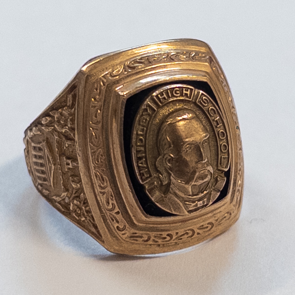 10K Gold 1952 Handley High School Class Ring