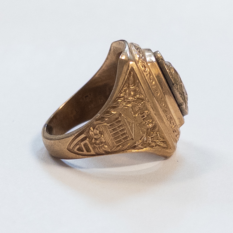 10K Gold 1952 Handley High School Class Ring