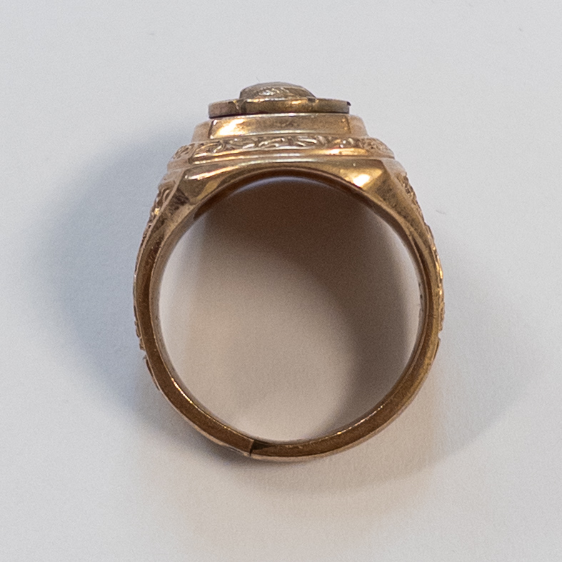 10K Gold 1952 Handley High School Class Ring