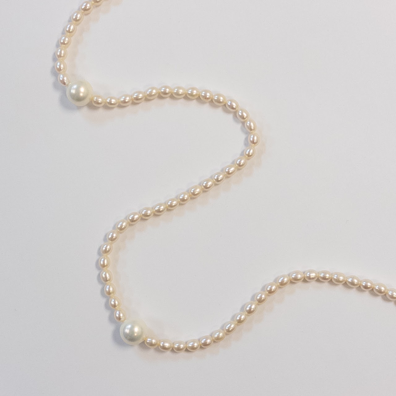 Pearl Long Strand Necklace with Six Large Detail Pearls