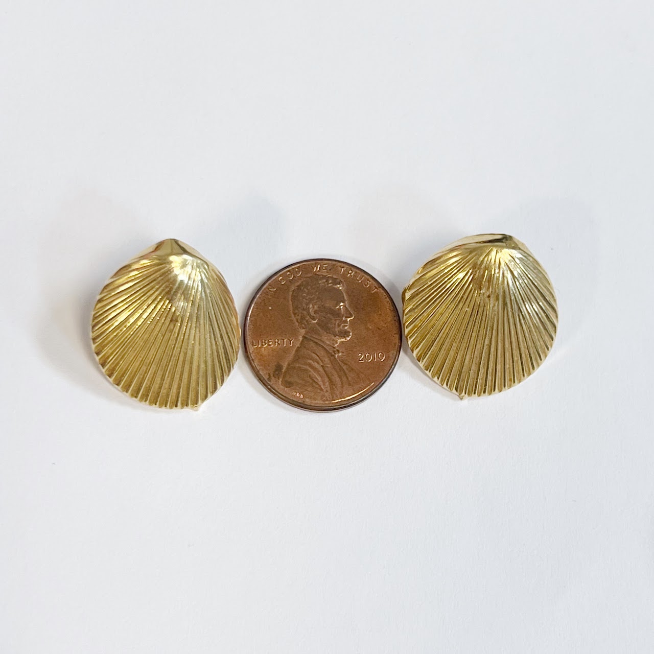 14K Gold Seashell Earrings