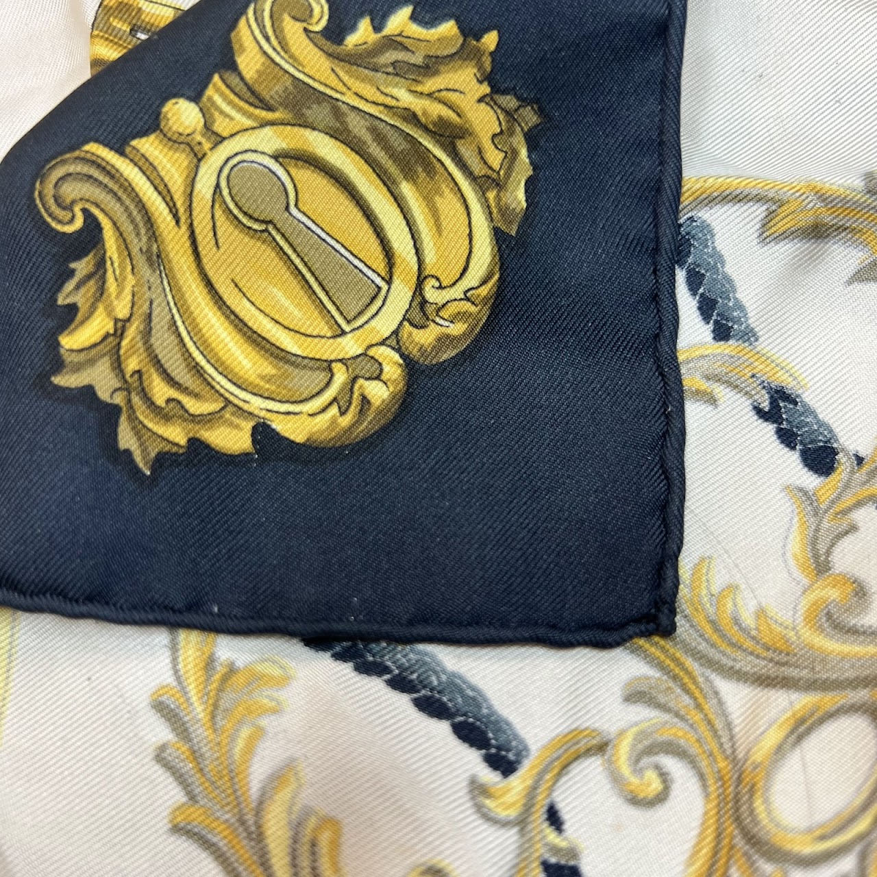 Hermès Les Cles Carre 90 Black and Gold Silk Scarf