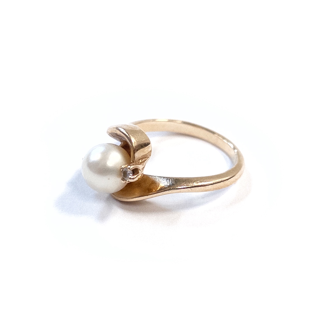 14K Gold and Pearl Ring