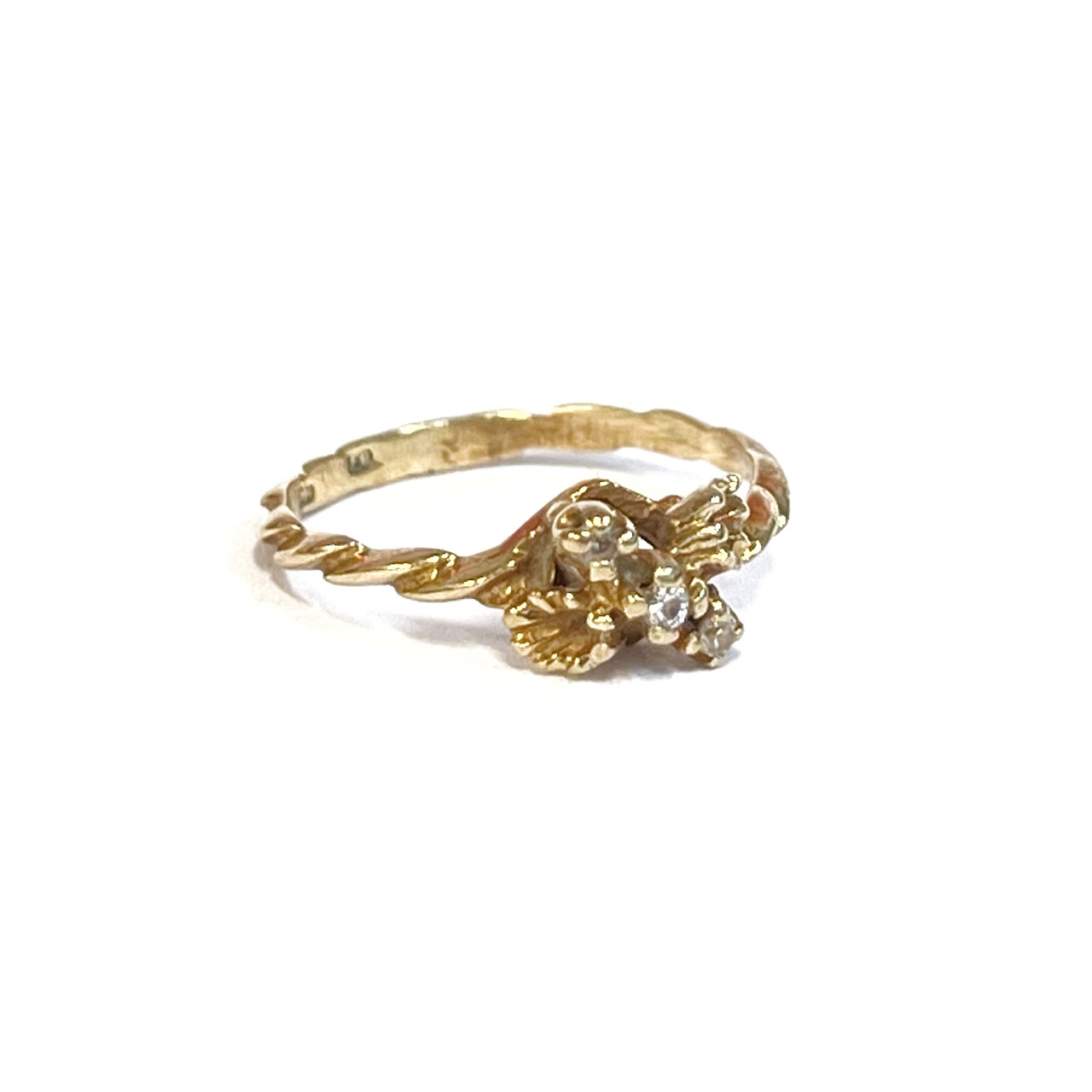 14K Gold and Diamond Floral Antique Ring