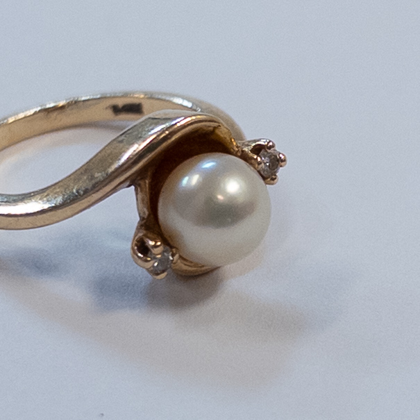 14K Gold and Pearl Ring