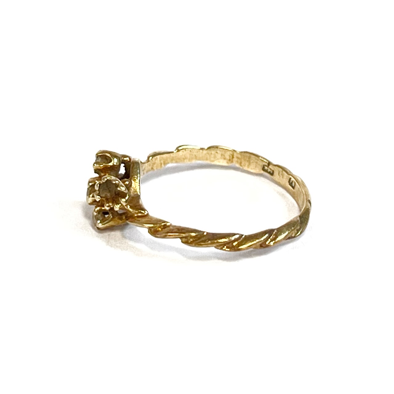 14K Gold and Diamond Floral Antique Ring