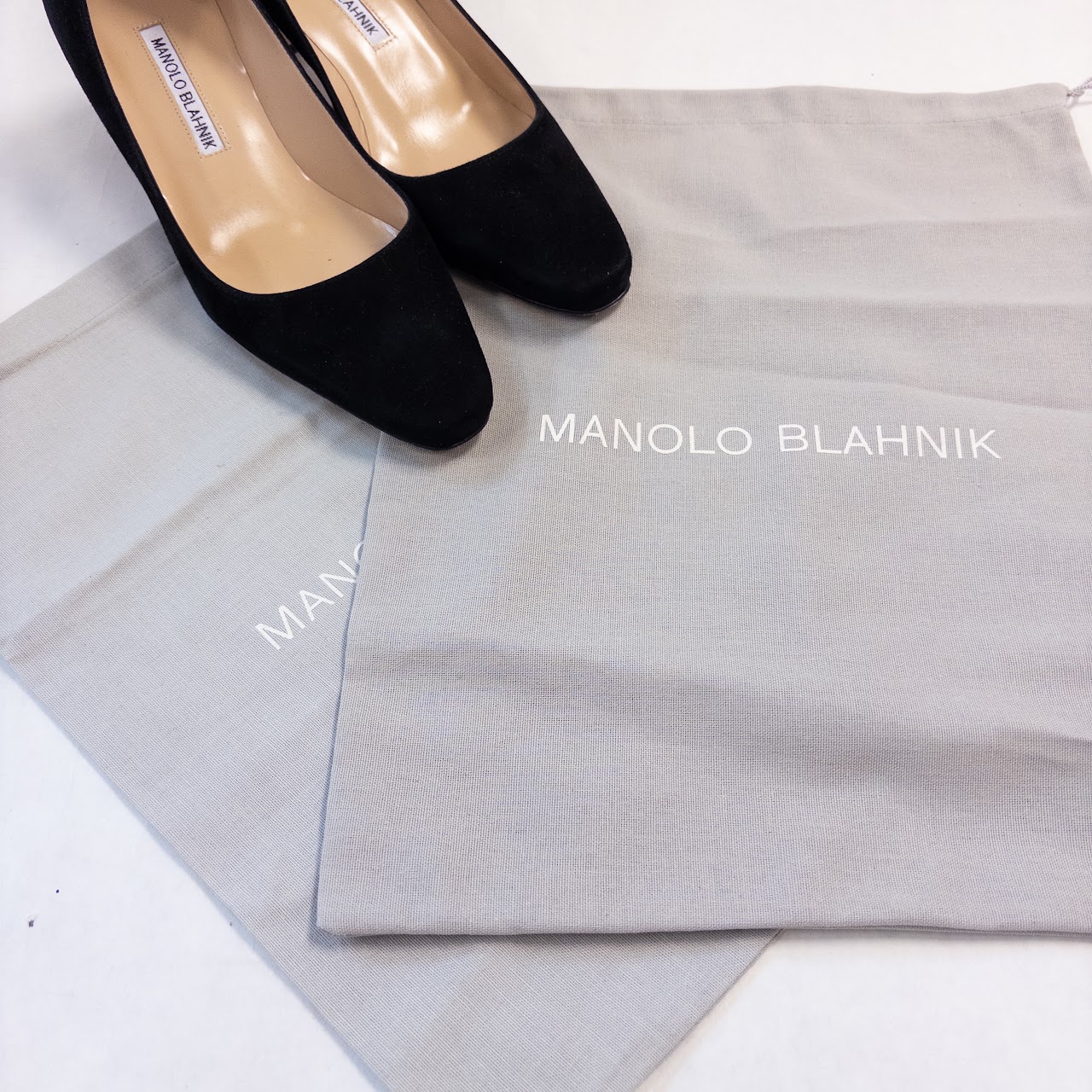 Manolo Blahnik Okkatopla Block Heel Pumps