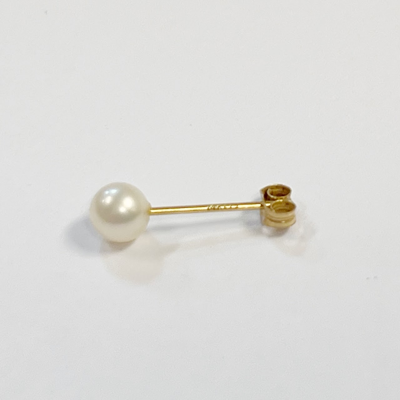 14K Gold and Pearl Stud Earrings