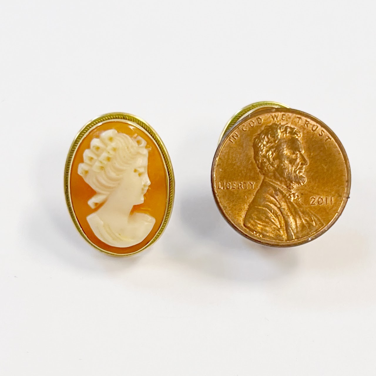 14K Gold Cameo Earrings