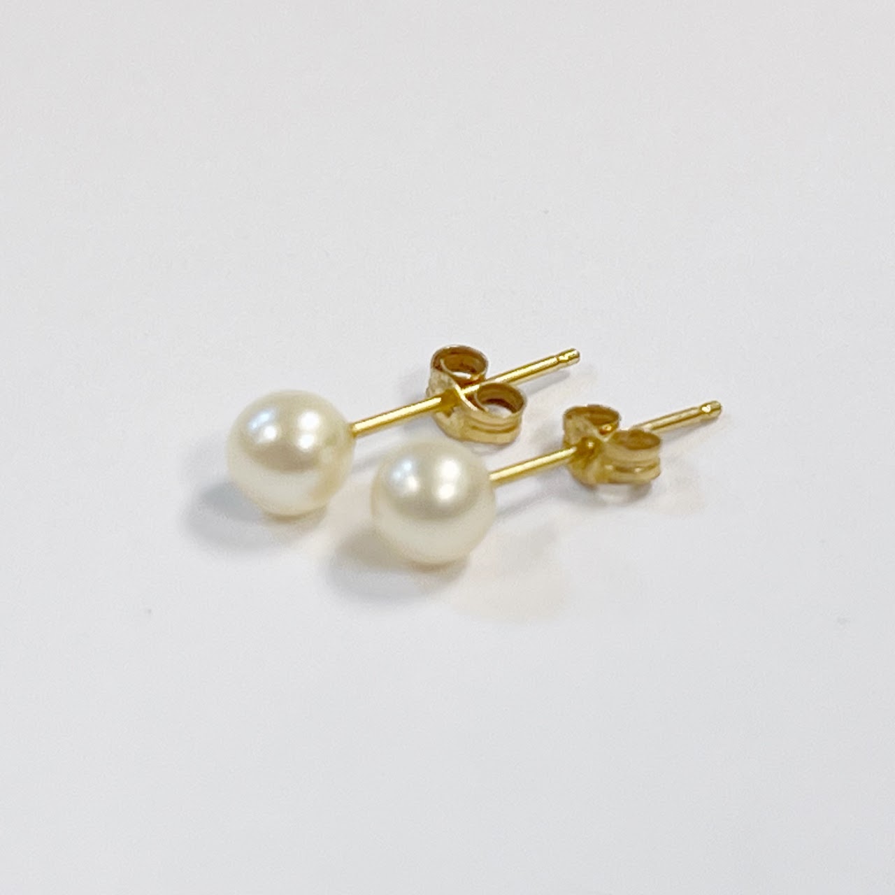 14K Gold and Pearl Stud Earrings