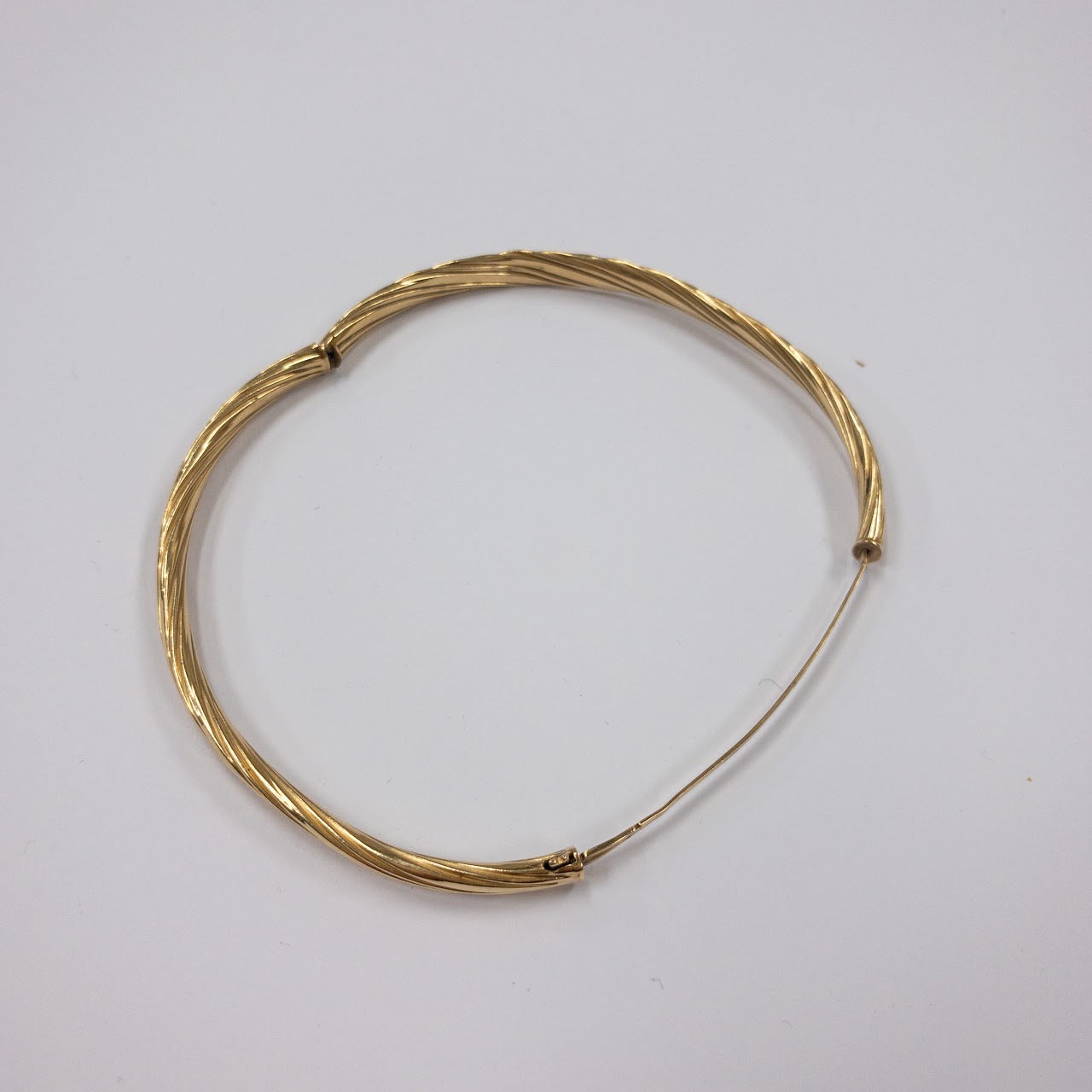 14K Gold Twisted Bangle Bracelet