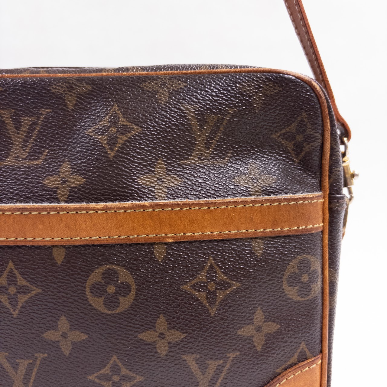 Louis Vuitton Vintage Monogram Trocadero 27 Shoulder Bag