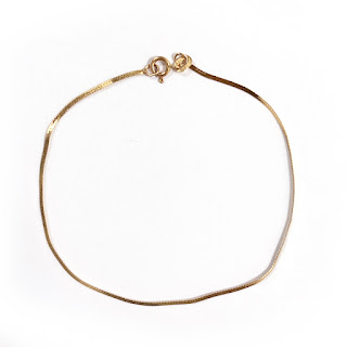 14K Gold Thin Herringbone Bracelet