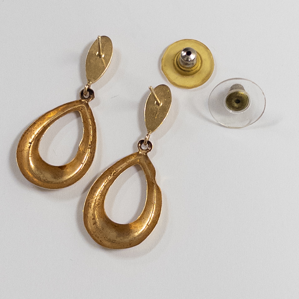 14K Gold Teardrop Earrings