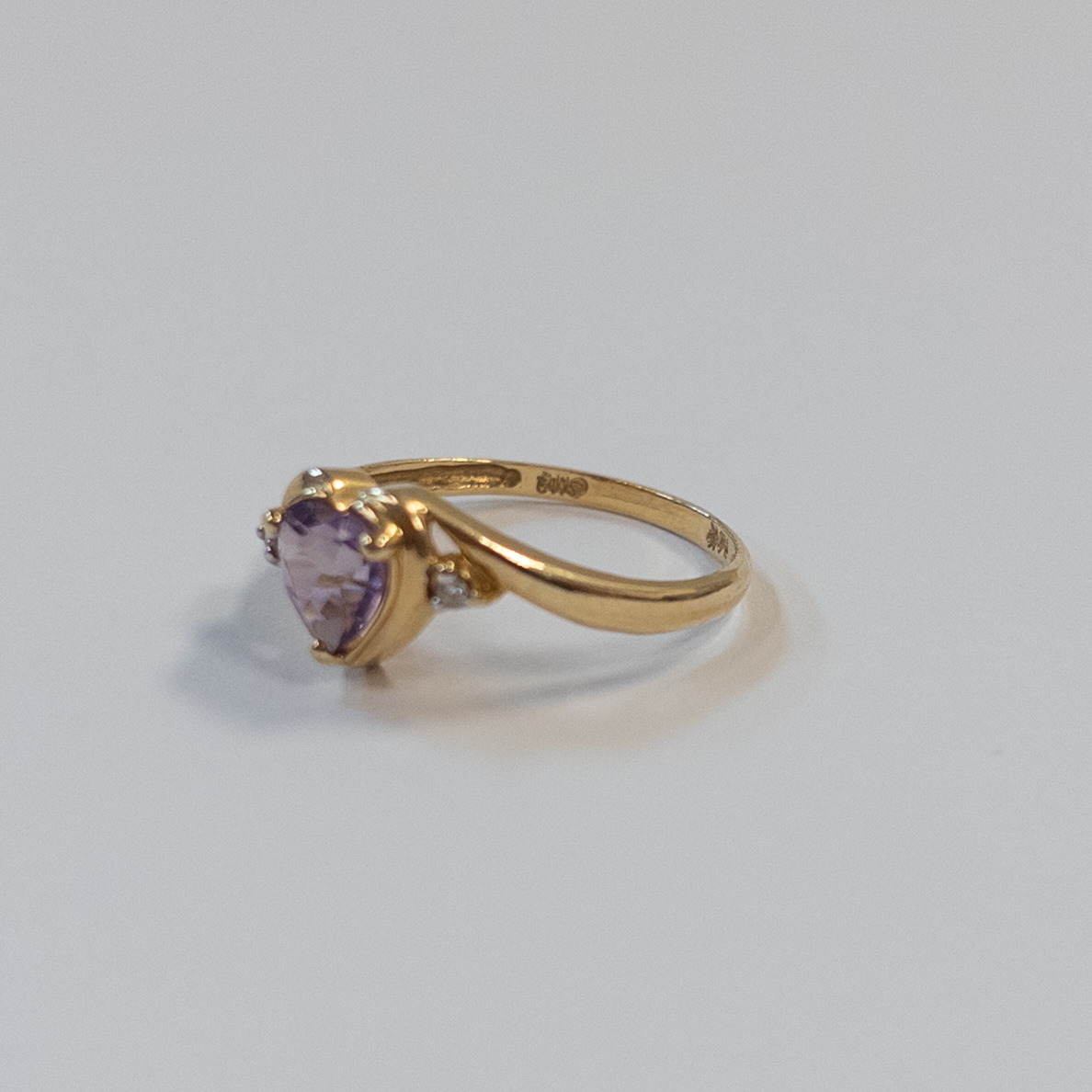 14K Gold, Amethyst, and Diamond Ring