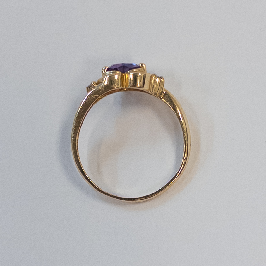 14K Gold, Amethyst, and Diamond Ring