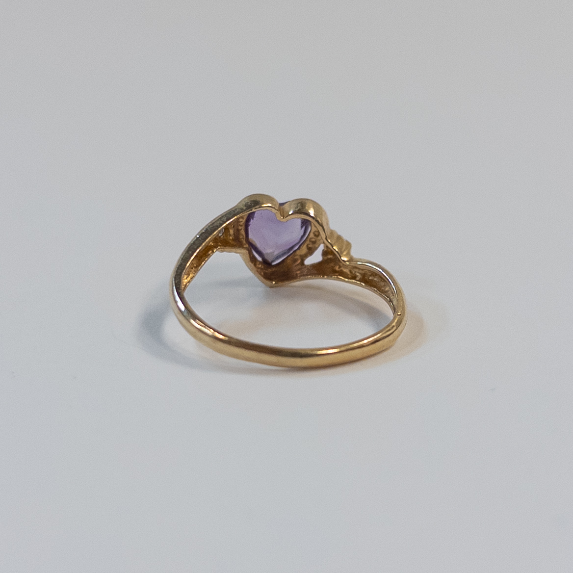 14K Gold, Amethyst, and Diamond Ring