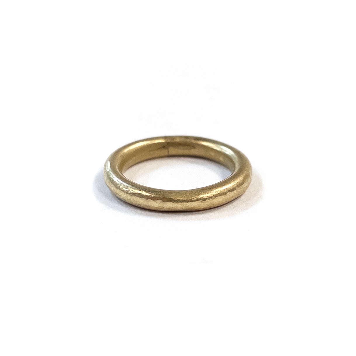 18K Gold Rounded Band Ring