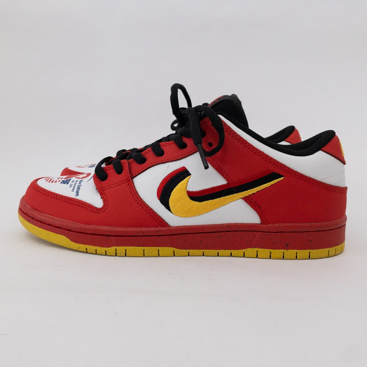 Nike 25 Dunk Low Pro Vietnam 25th Anniversary Sneakers