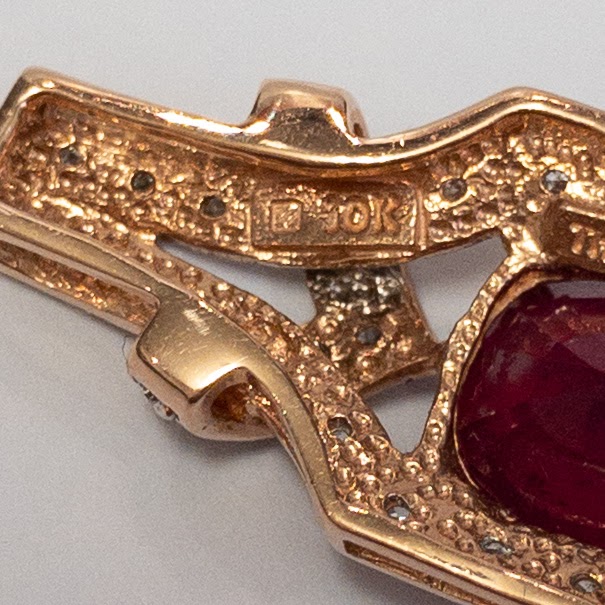 10K Gold Pendant With Ruby & Diamond Settings