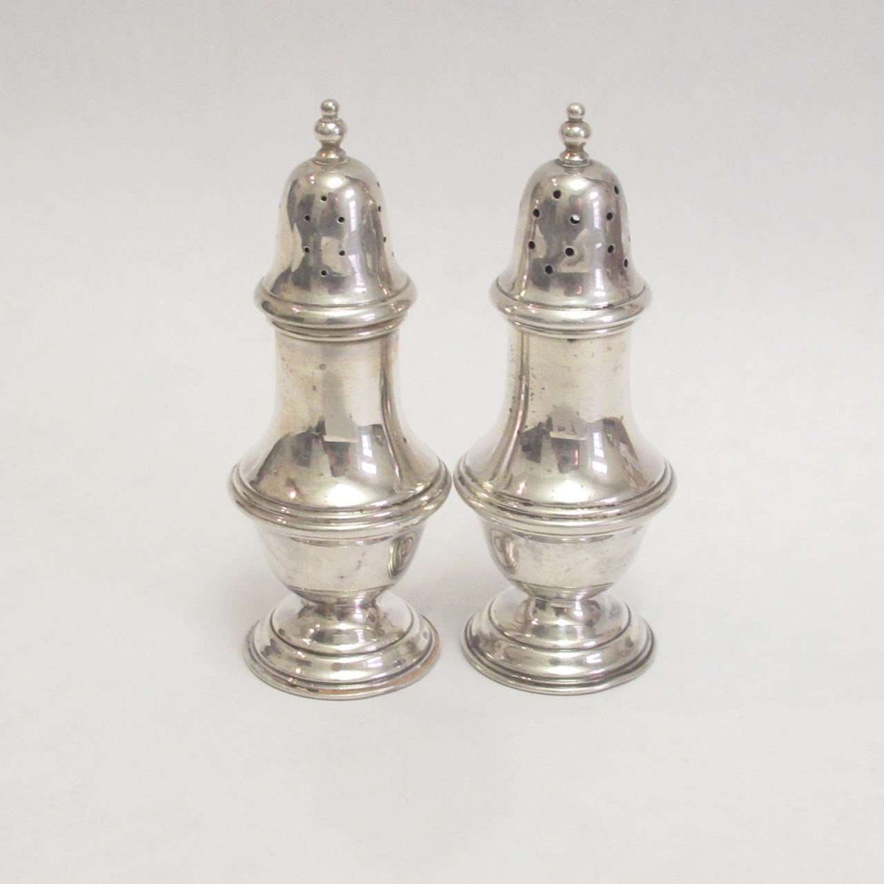 Sterling Silver Salt & Pepper Shaker Pair