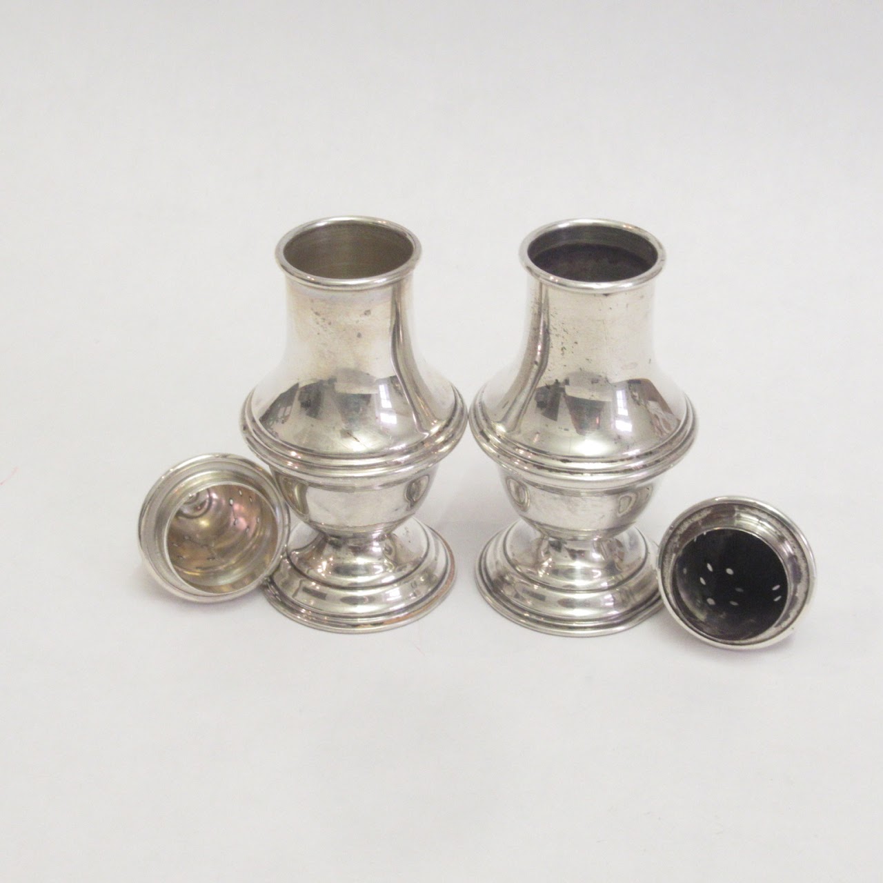 Sterling Silver Salt & Pepper Shaker Pair