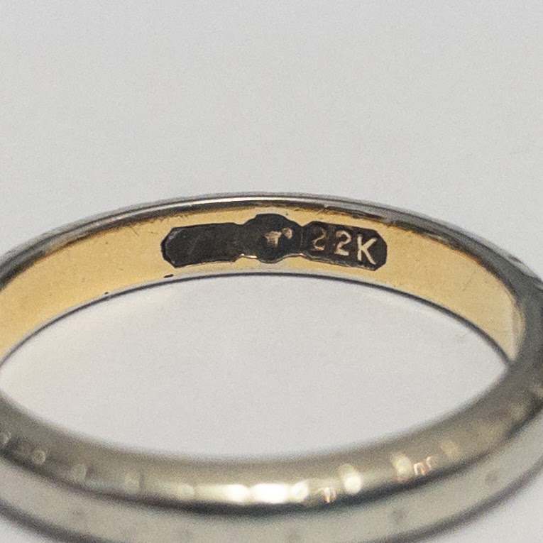 22K White Gold Etched Band