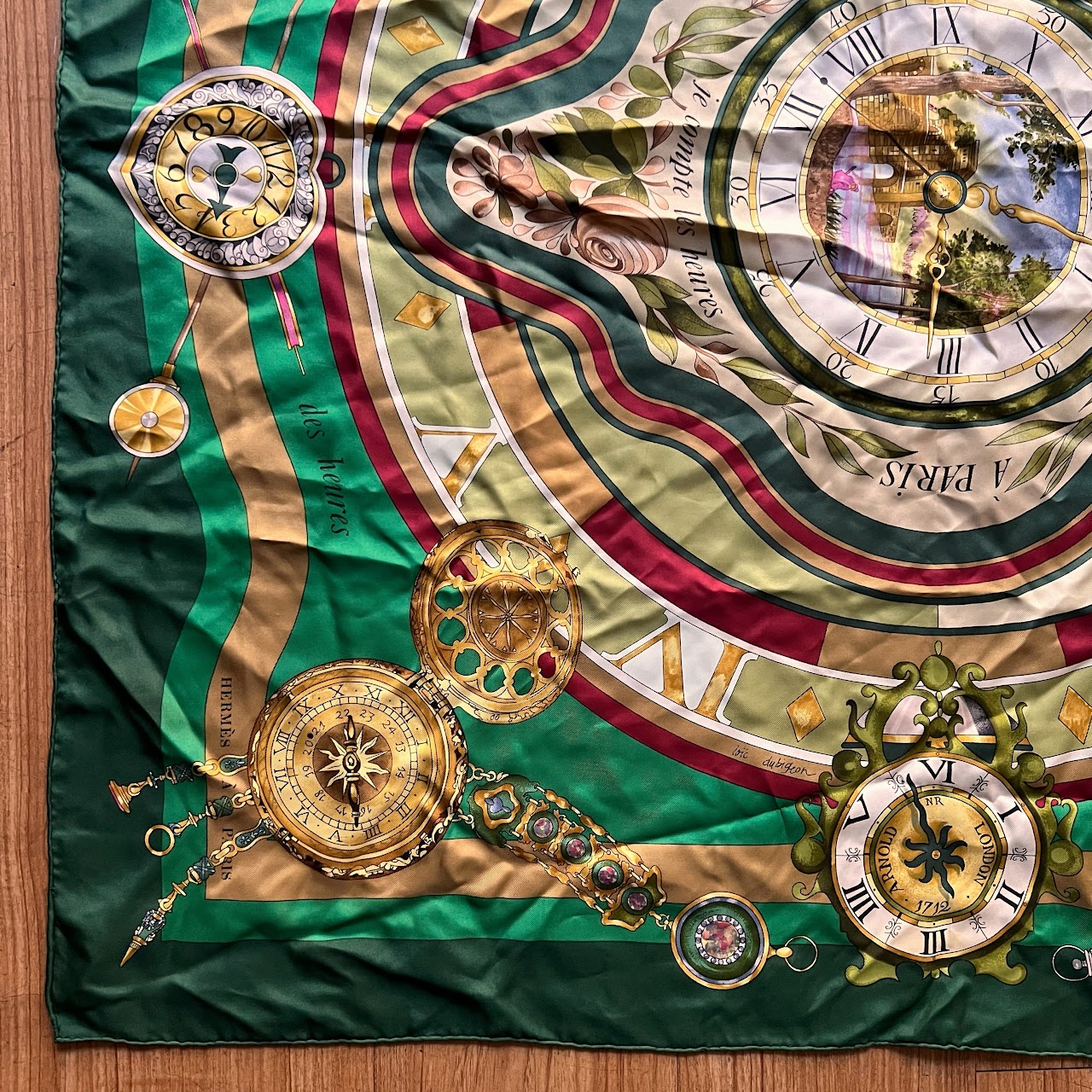 Hermès Loïc Dubigeon 'La Ronde des Heures' Carre 90 Silk Scarf