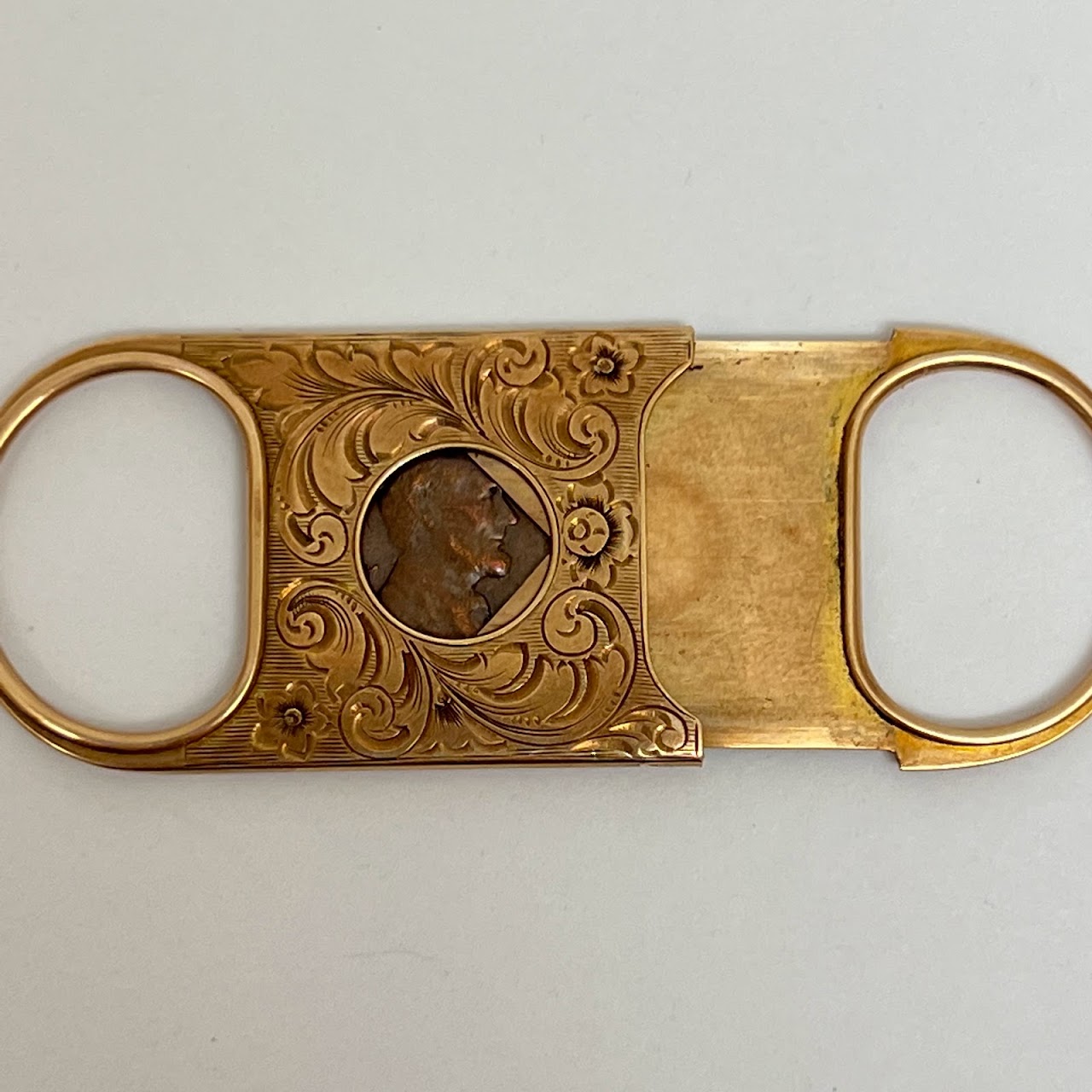 10K Gold Antique Cigarette Cutter