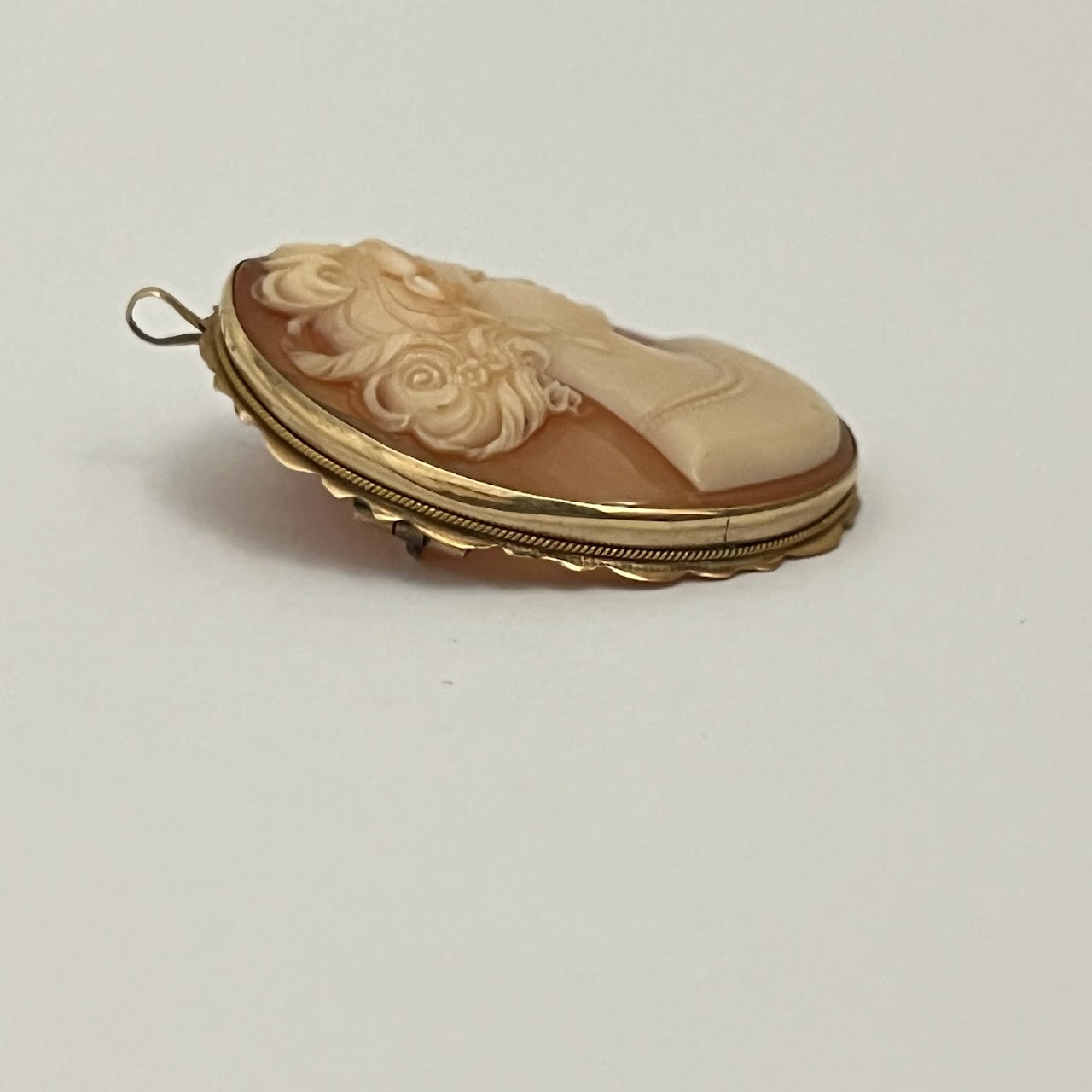 14K Gold Shell Cameo Convertible Brooch