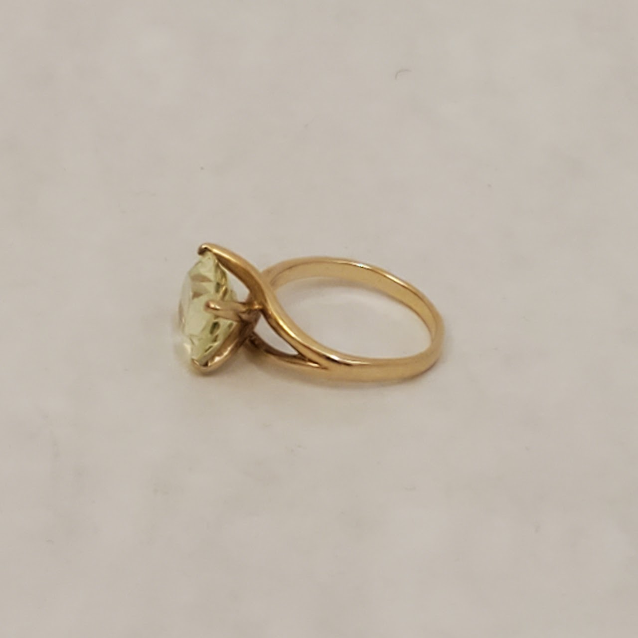 14K Gold & Green Quartz Ring