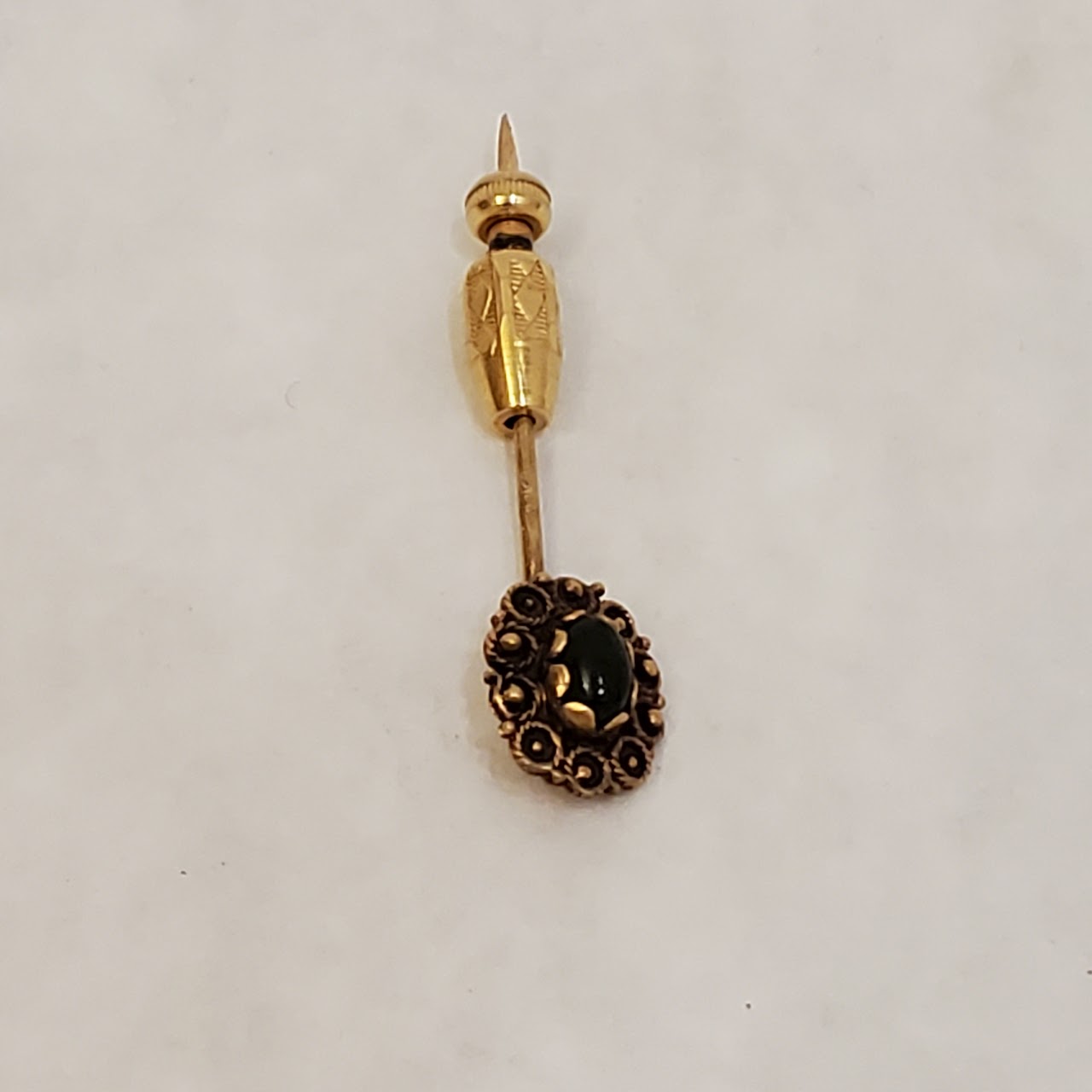 14K Gold & Green Stone Hat Pin