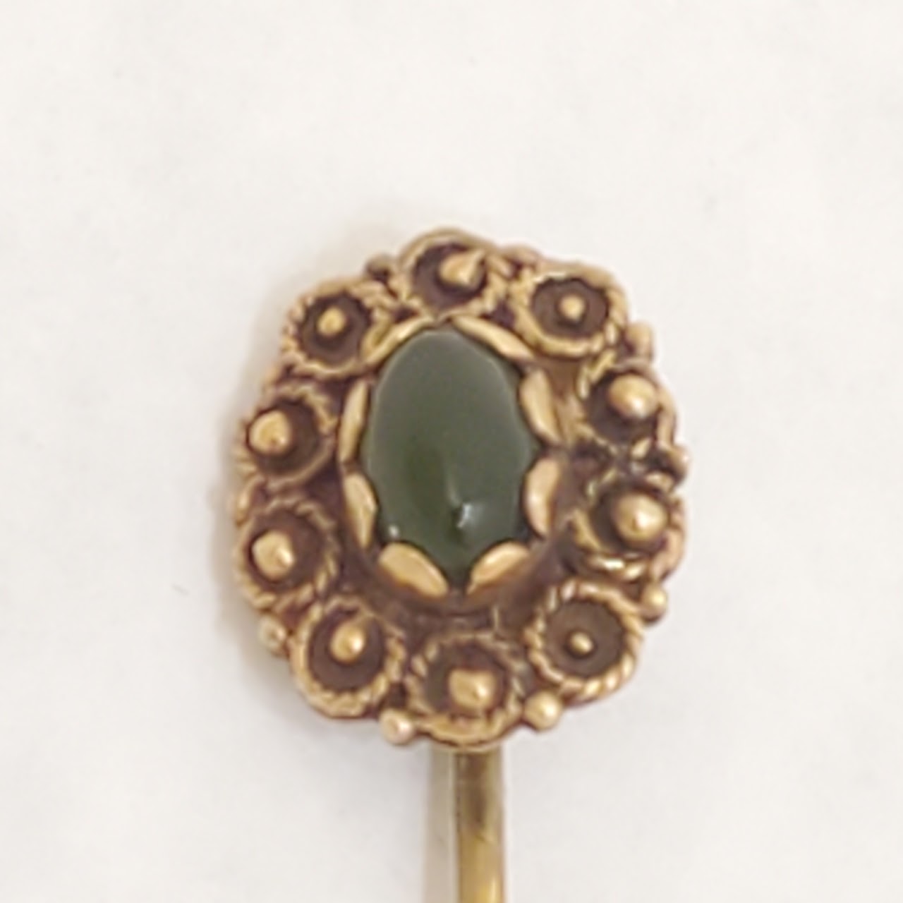 14K Gold & Green Stone Hat Pin