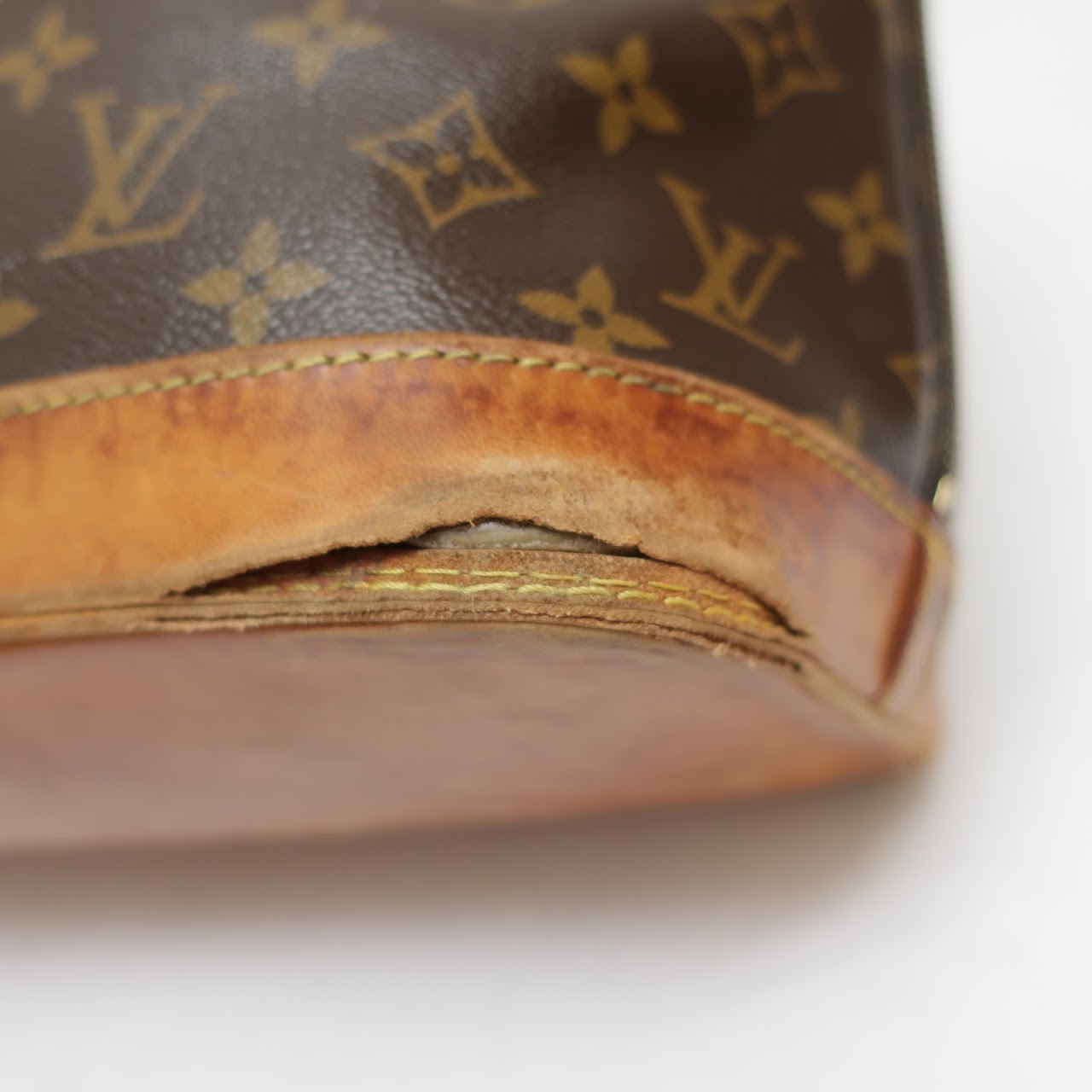 Louis Vuitton Alma Monogram Canvas Bag