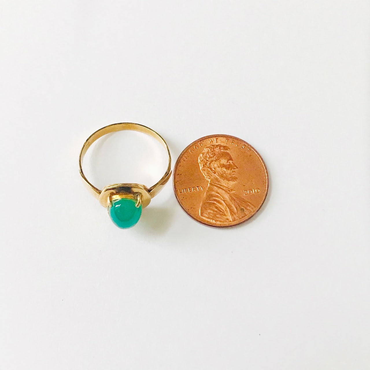 14K Gold & Green Cabochon Accent Ring