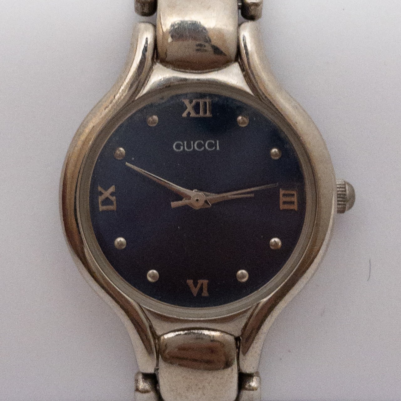 Gucci Round Case Watch