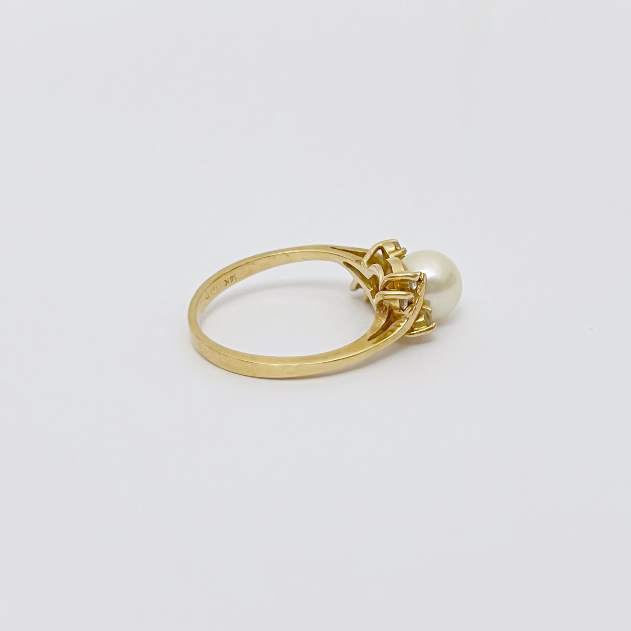 14K Gold, Diamond & Pearl Ring