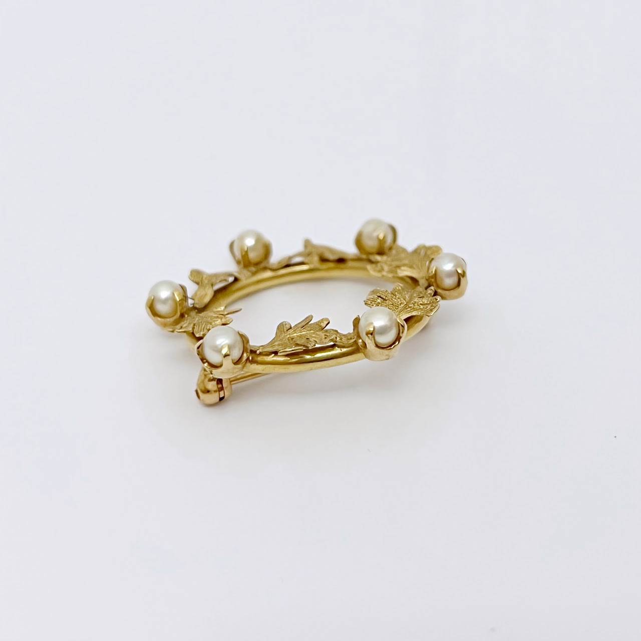 14K Gold & Pearl Wreath Brooch