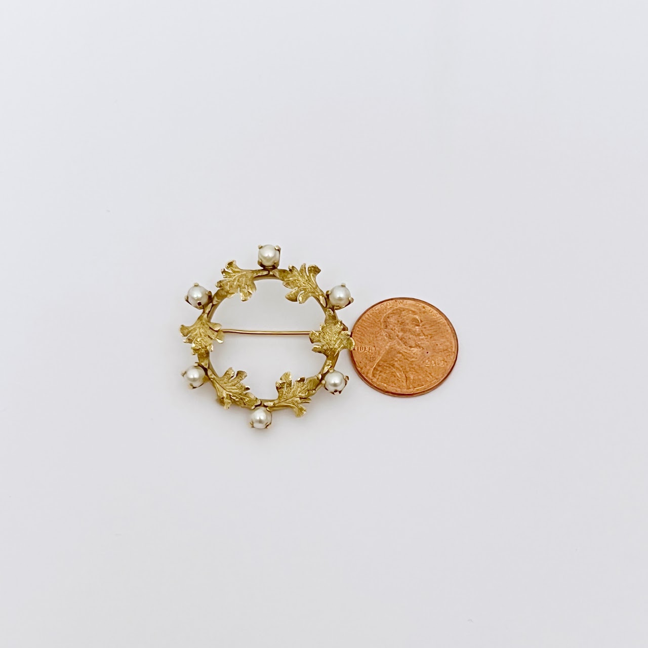 14K Gold & Pearl Wreath Brooch