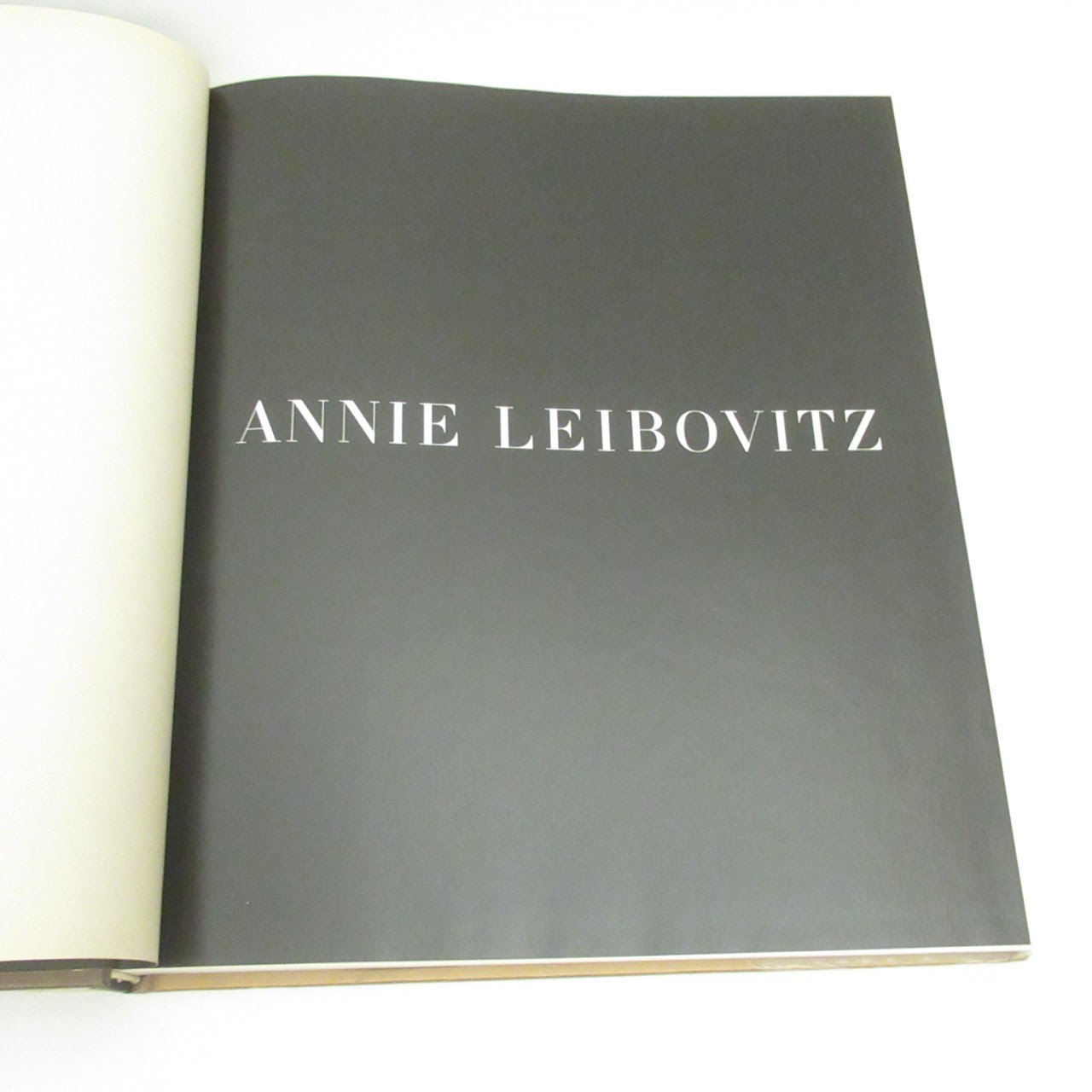 'Annie Leibovitz Photographs 1970-1990' Book