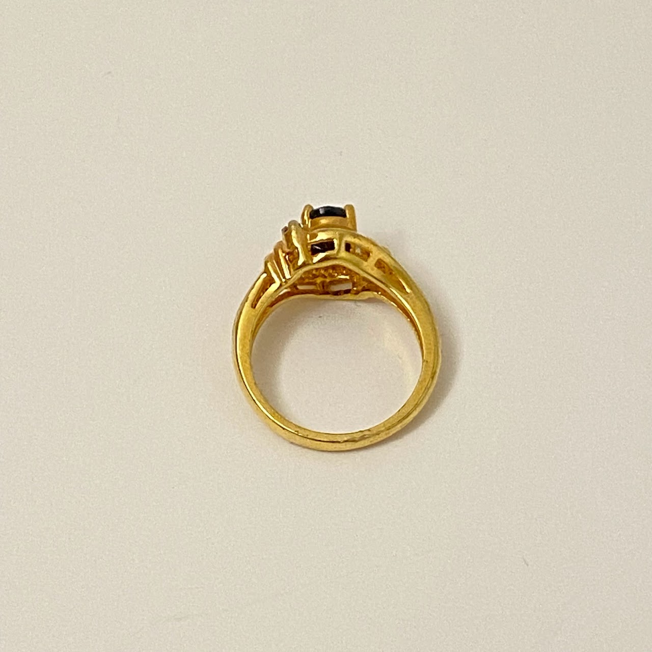 14K Gold Ring With Jet Stone & Two Tiny Diamonds