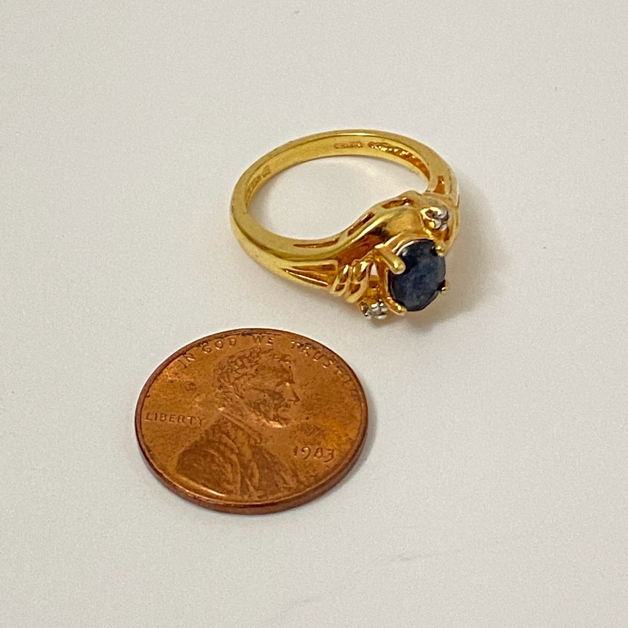 14K Gold Ring With Jet Stone & Two Tiny Diamonds